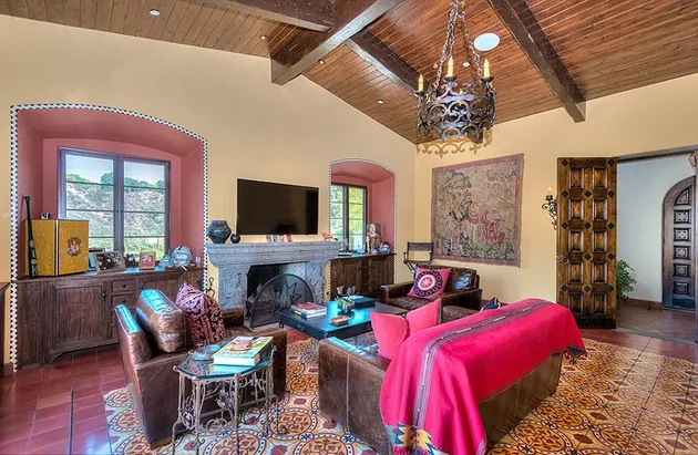 Rumah Mewah Jennifer Lopez