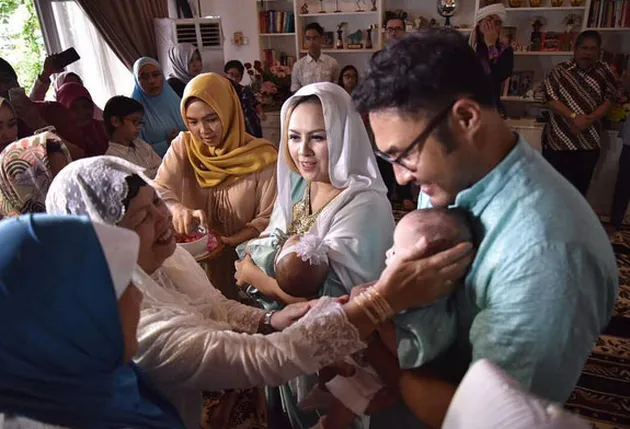 Aqiqah Anak Surya Saputra &amp; Cynthia Lamusu