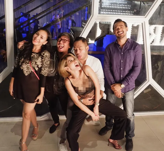 Artis Pesta di Bali