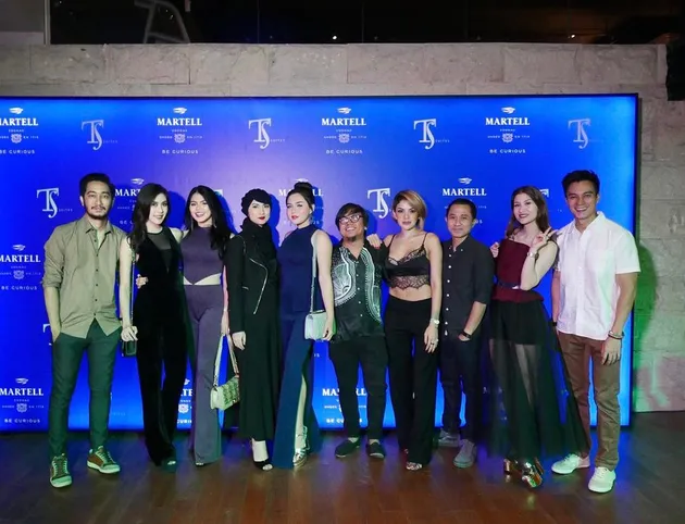 Artis Pesta di Bali