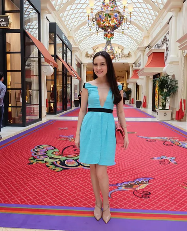 FOTO: Tahun Baru, Shandy Aulia dan Suami Mesra di Las Vegas