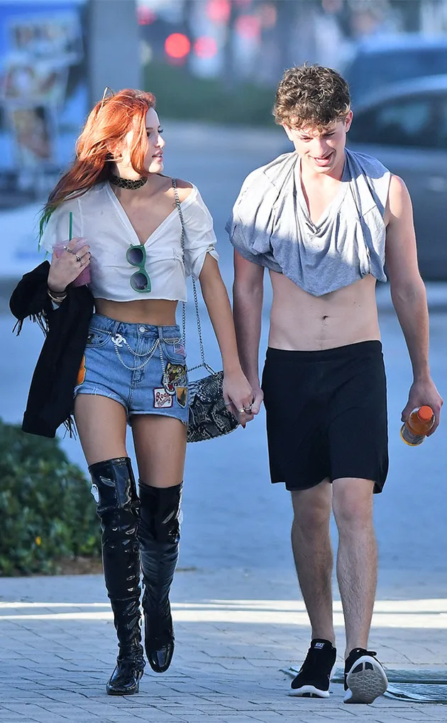 Bella Thorne &amp; Charlie Puth
