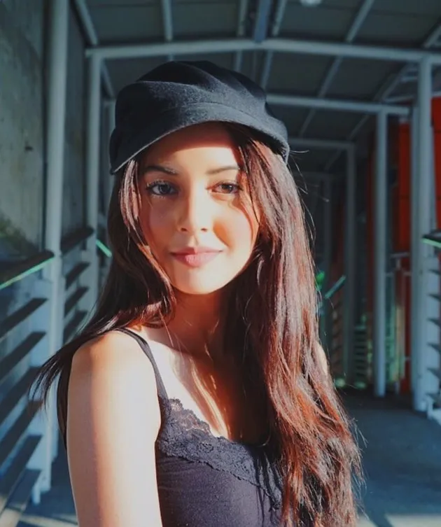 Aurelie Moeremans