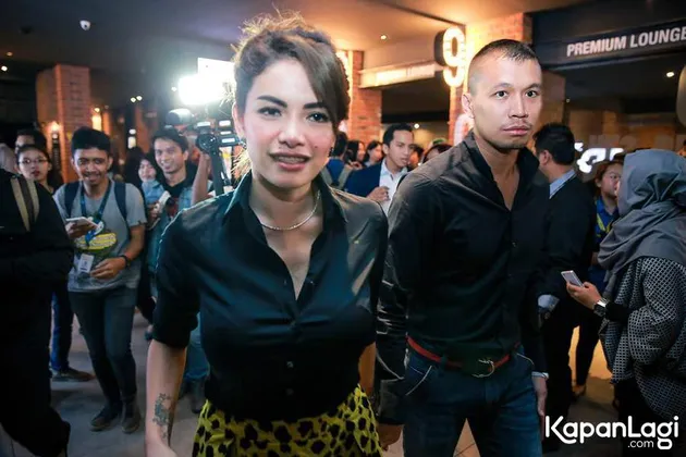 Nikita Mirzani - Samuel Rizal