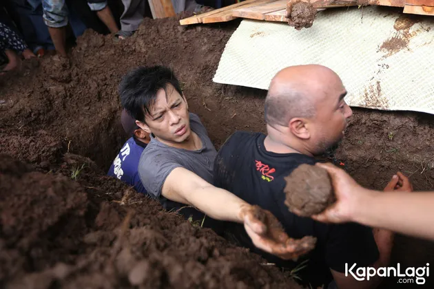 Ariel NOAH - Allea - Sophia Latjuba 