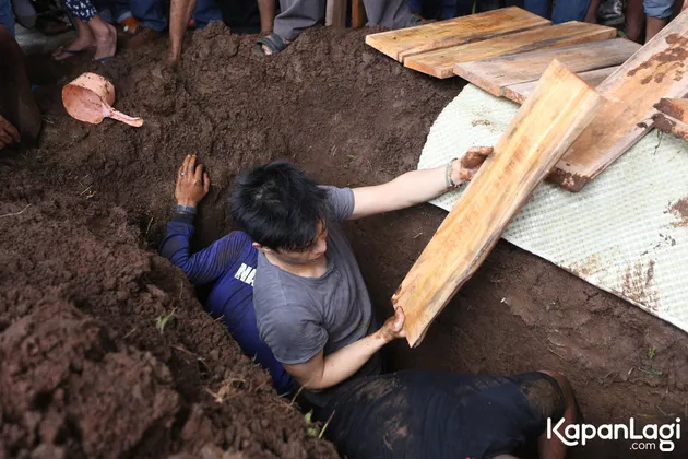 Ariel NOAH - Allea - Sophia Latjuba 