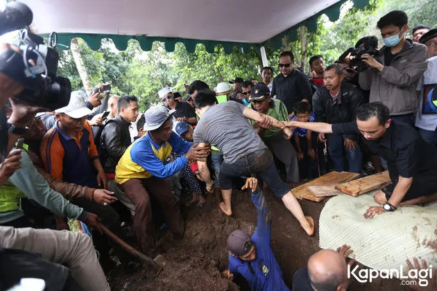 Ariel NOAH - Allea - Sophia Latjuba 