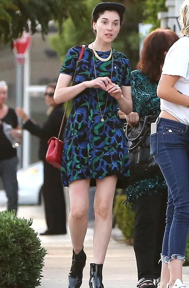 Kristen Stewart dan Pacar Cara Delevingne