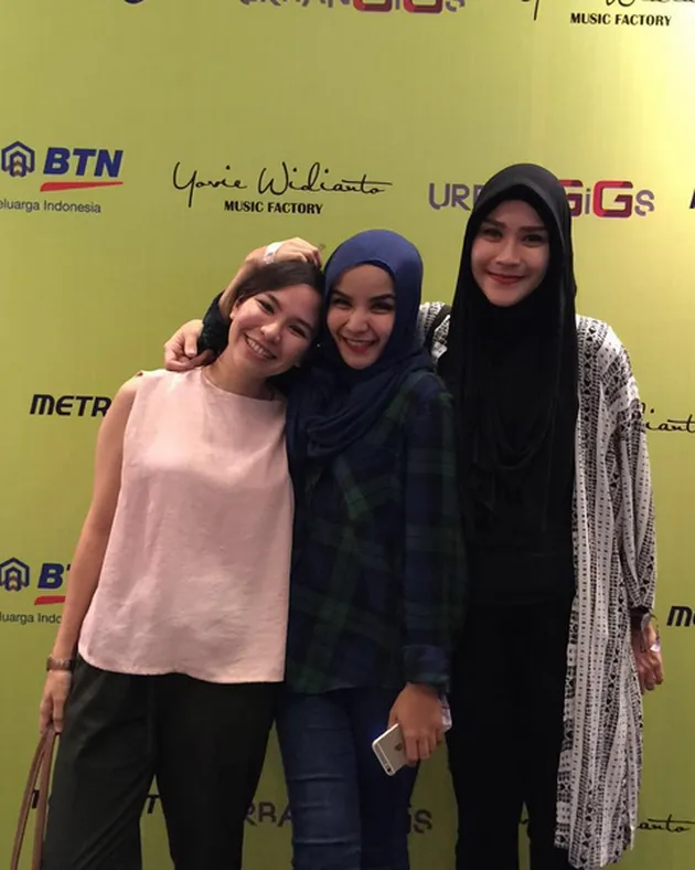 Tasya Nur Medina, Kakak Zaskia Mecca