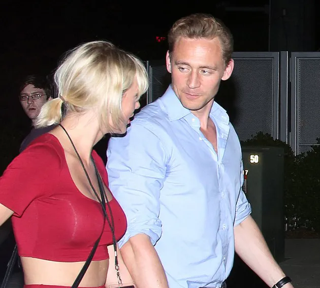 Foto Mesra Taylor Swift &amp; Tom Hiddleston
