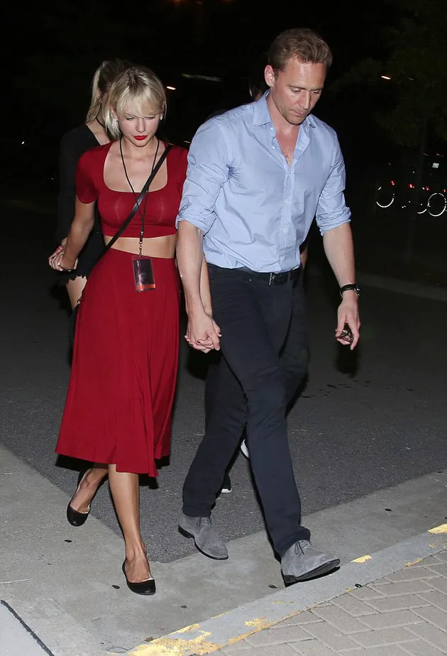 Foto Mesra Taylor Swift &amp; Tom Hiddleston
