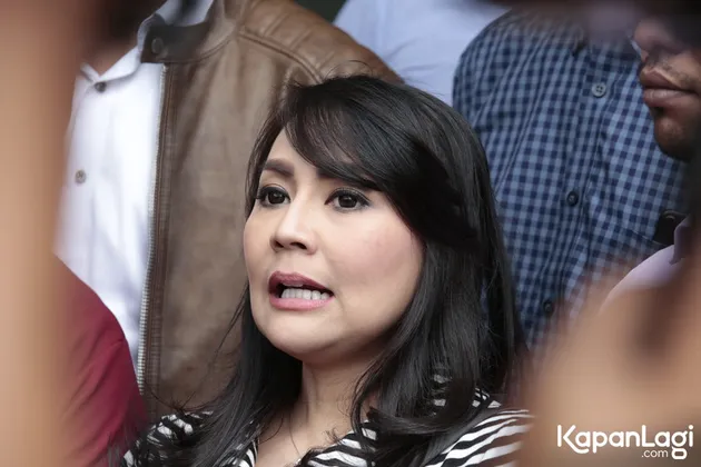 Tessa Kaunang - Sandy Tumiwa