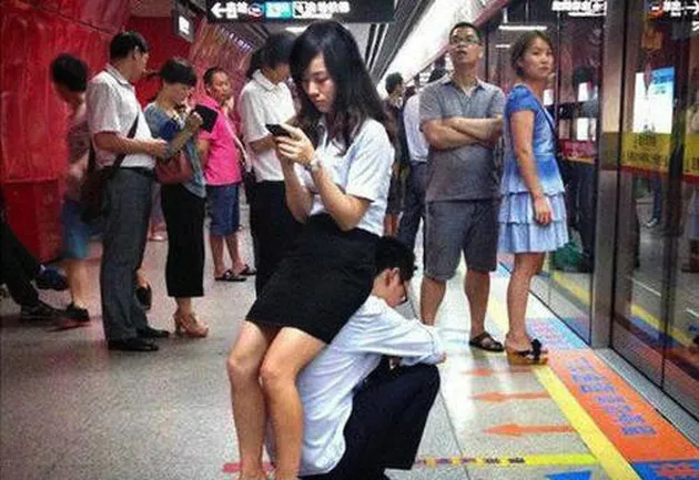 Apes Masuk Friendzone, Orang-Orang Ini Malah Bikin Ngakak!