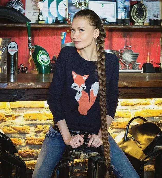 rapunzel, rapunzel di dunia nyata, cara merawat rambut panjang, berita unik, berita aneh