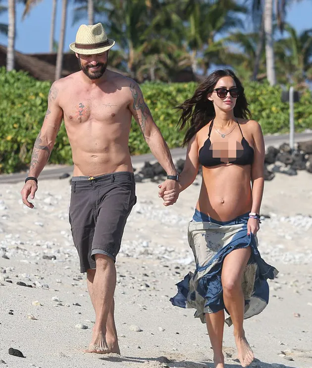 Megan Fox Pakai Bikini