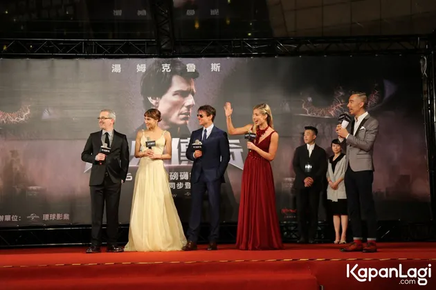 Tom Cruise di Red Carpet THE MUMMY