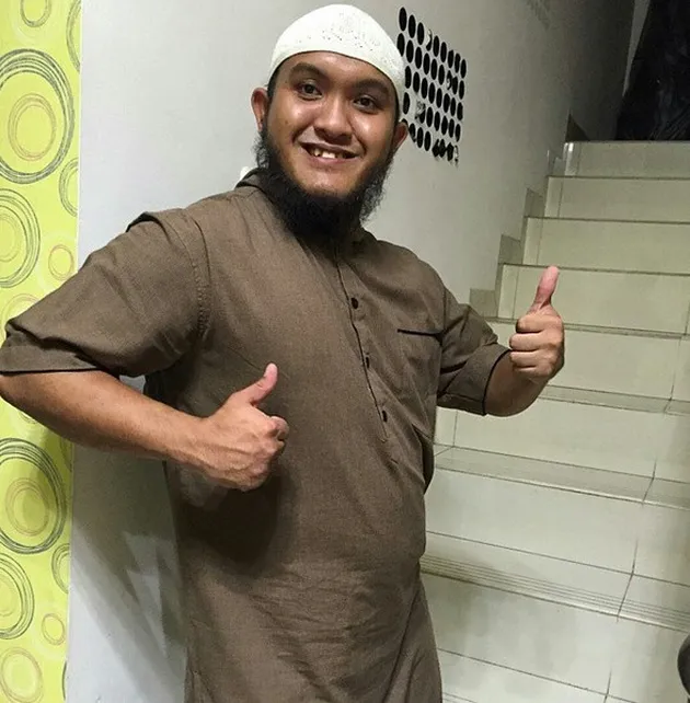 caisar yks, caisar yuk keep smile, goyang cesar