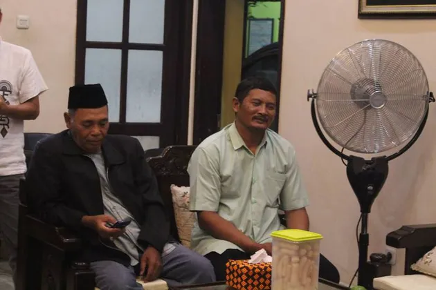 Guru Samhudi cubit siswa SS