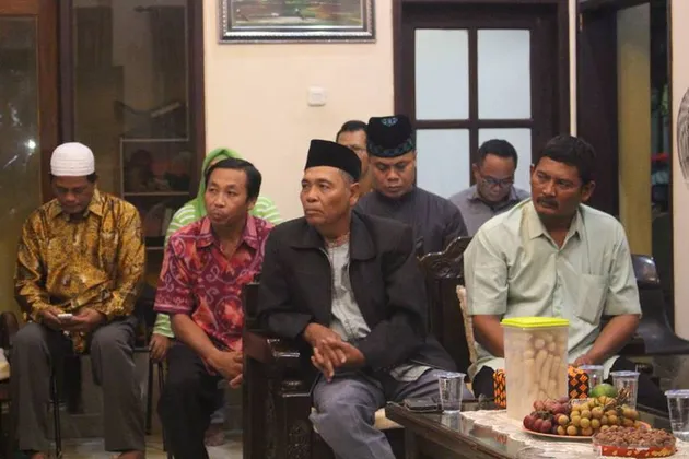 Guru Samhudi cubit siswa SS