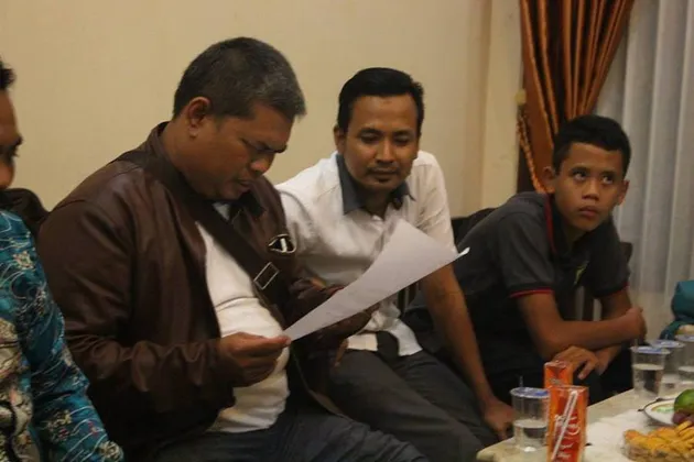 Guru Samhudi cubit siswa SS