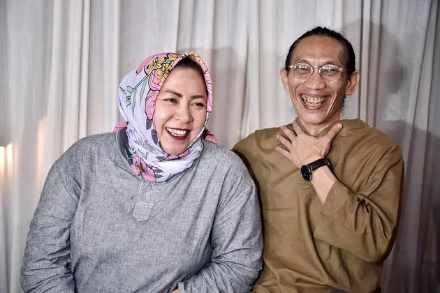 Melly Goeslaw - Anto Hoed
