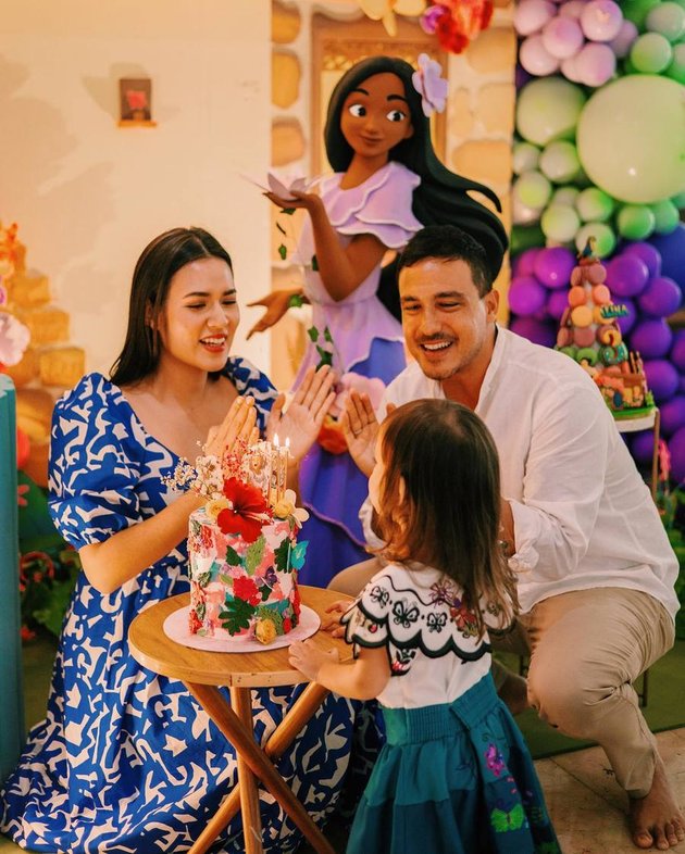 Zalina's Birthday Photos, Raisa and Hamish Daud's Daughter, Little One's Long Hair Becomes the Highlight