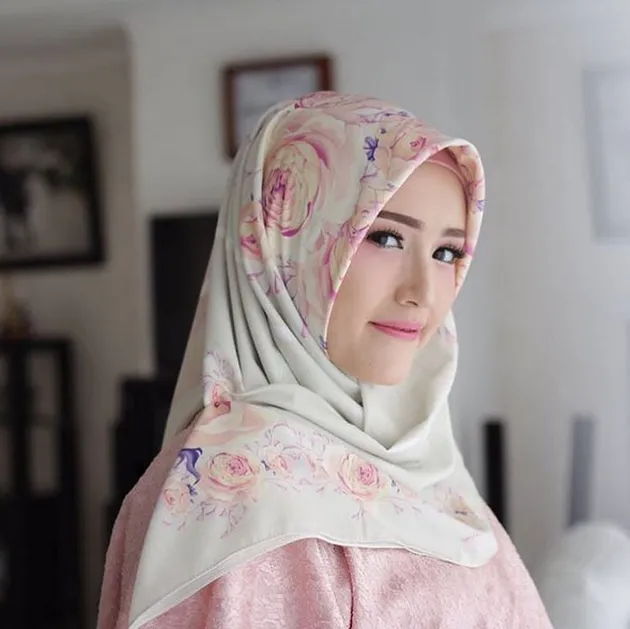 Ultah Adelia Istri Pasha Ungu