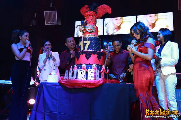 foto ulang tahun Aurel Hermansyah