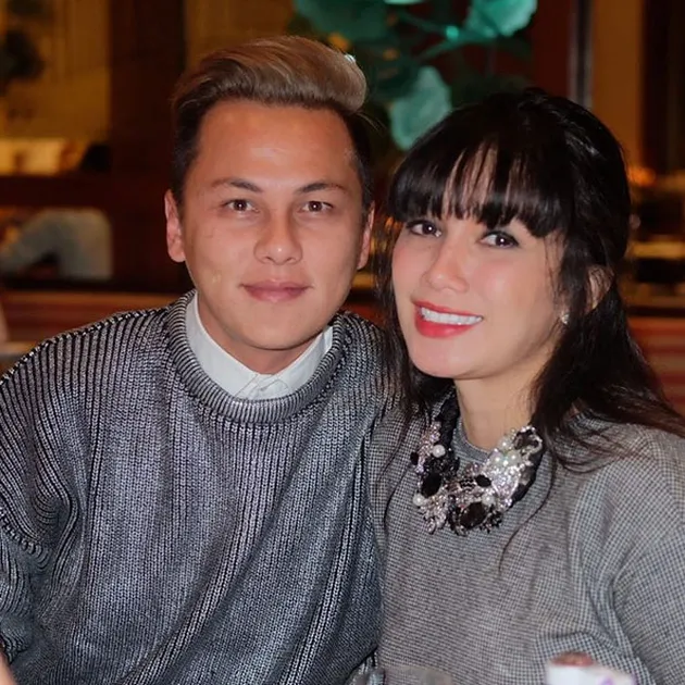 Ultah Andhika Pratama Babymoon Ussy Sulistiawaty