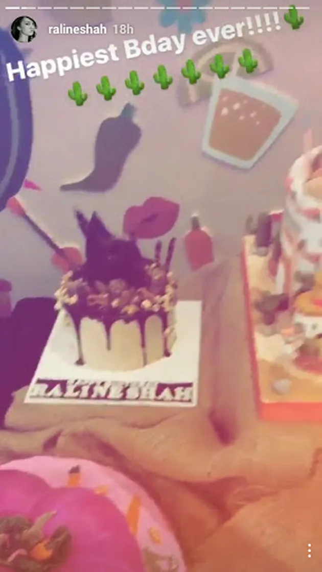 FOTO: ULTAH KE 32 TAHUN RALINE SHAH, BERTABUR DEKOR ALA 