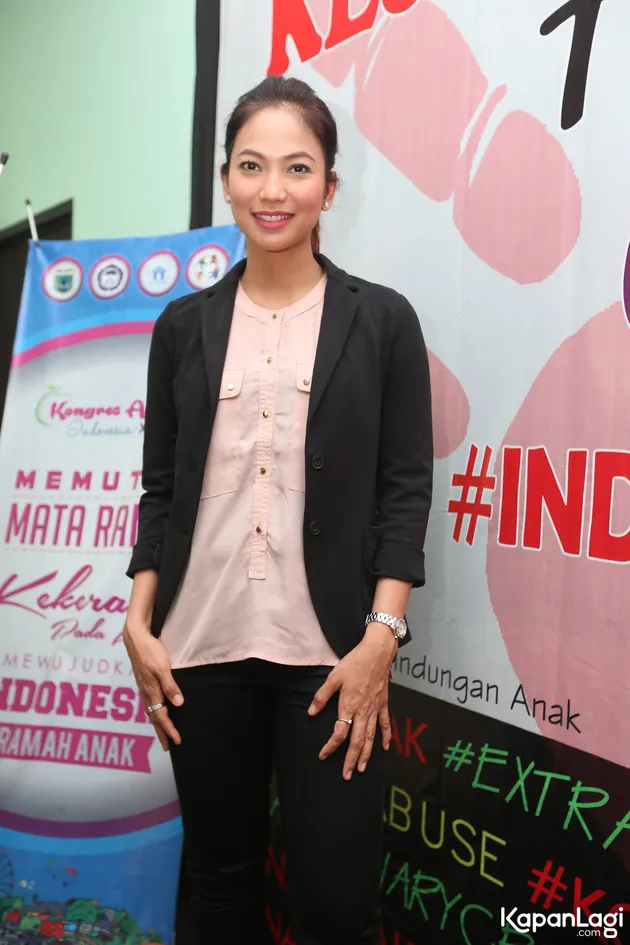 Film Untuk Angeline