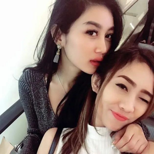 Pamela Duo Serigala, Oza Kioza
