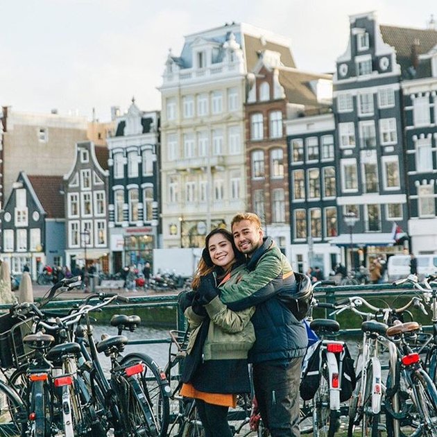 PHOTO: After Japan, Raffi Ahmad & Nagita Slavina's Romantic Vacation Tour Around Europe