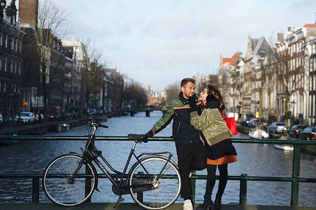 PHOTO: After Japan, Raffi Ahmad & Nagita Slavina's Romantic Vacation Tour Around Europe