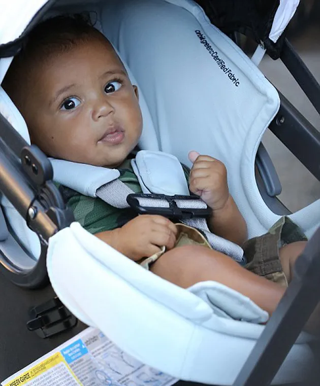 Saint West, Anak Kim Kardashian