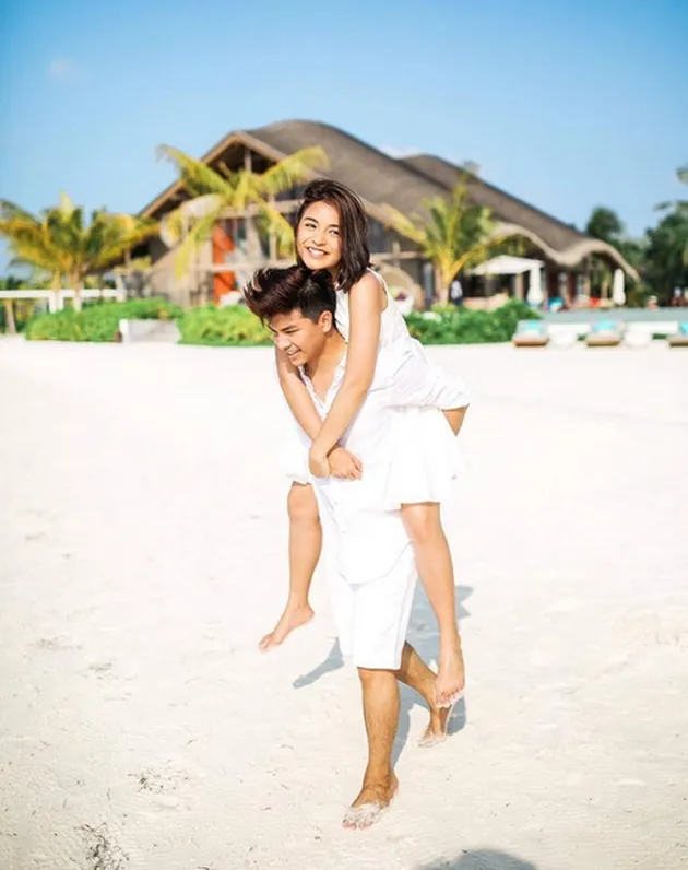 Valentine Chelsea & Glenn Alinskie