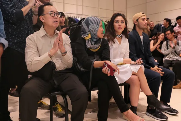 Fashion Vanesha Prescilla