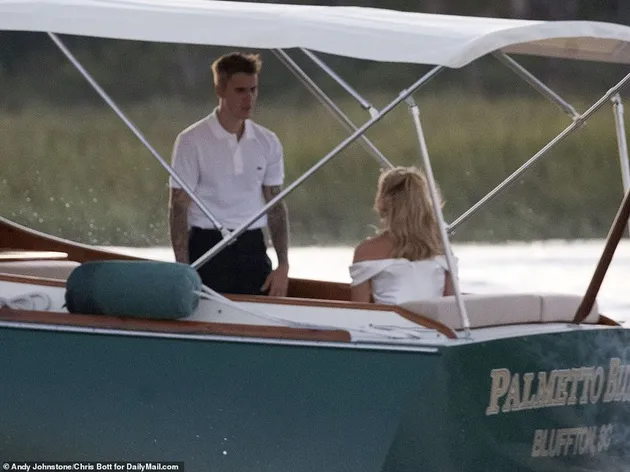 pernikahan justin bieber dan hailey baldwin