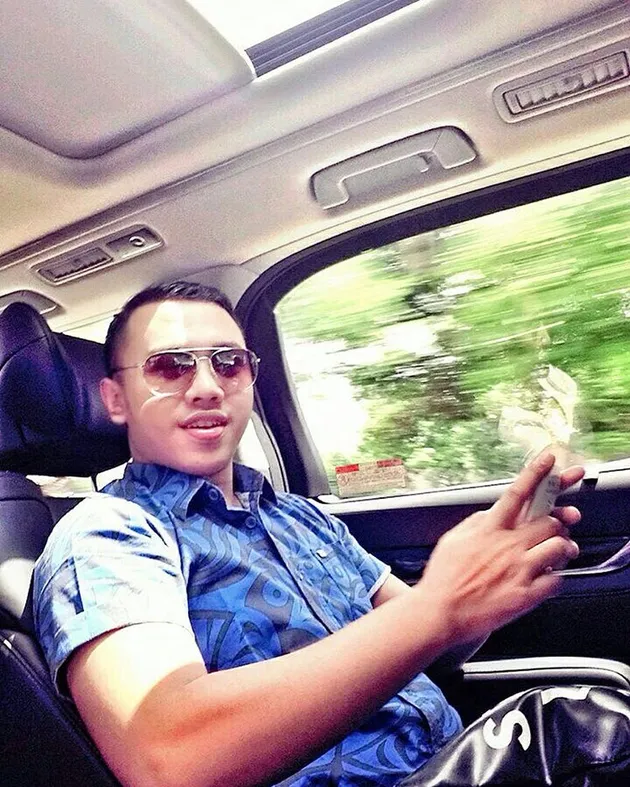 Very Katamso - sosialita pesaing Syahrini