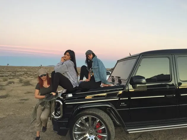 Victoria asisten Kylie Jenner