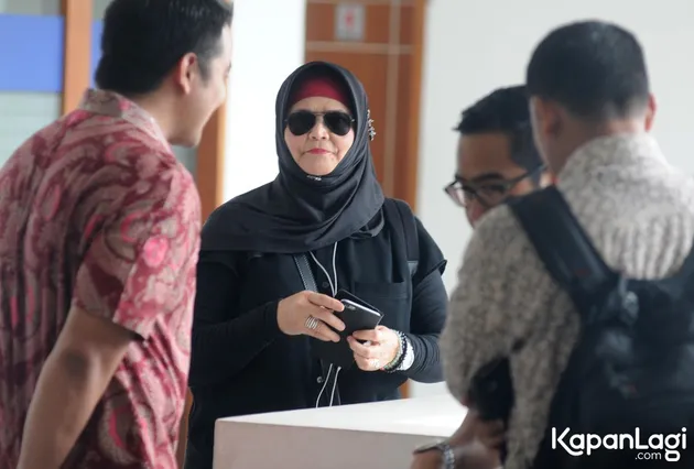 Namun pihak manajemen PT Tiga Rambu tidak mendapatkan kompensasi dari penayangan tersebut.