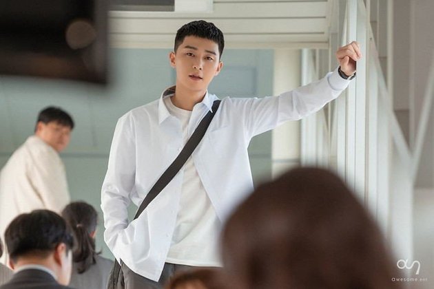 PHOTO: Despite being 33 years old, Park Seo Joon still looks suitable as a high school student