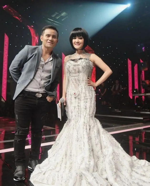 Koleksi Wig Julia Perez