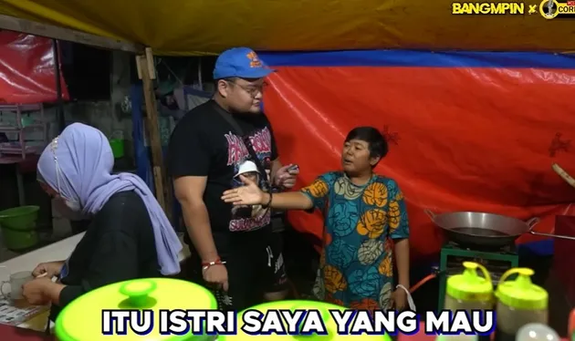 Foto Warung Sederhana Milik Pelawak Adul