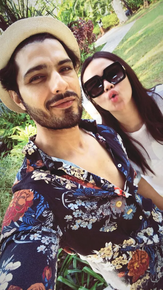 Vin Rana - Nita Sofiani