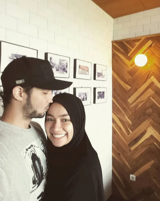 Aryani Fitriana - Donny Michael