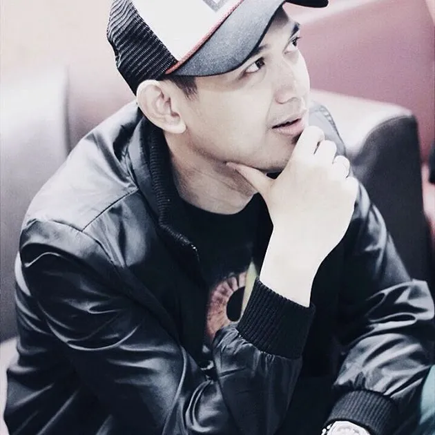 selebriti indonesia, dian sastro, nicholas saputra, pendidikan artis indonesia