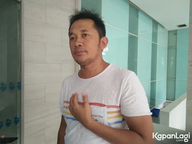 Hanung Bramantyo &amp; Zaskia Adya Mecca