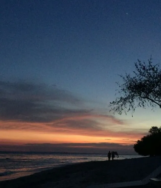 Zaskia Sungkar &amp; Irwansyah di Lombok