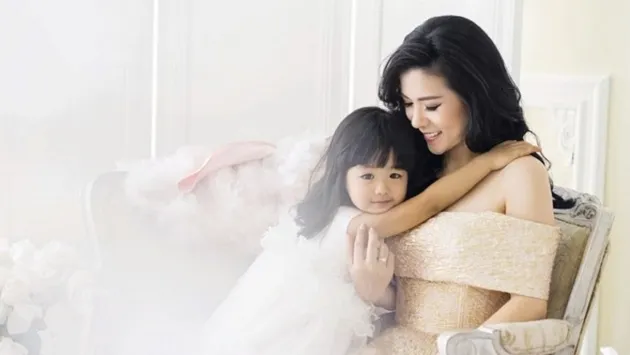 Anak Joe Taslim &amp; Julie Taslim 